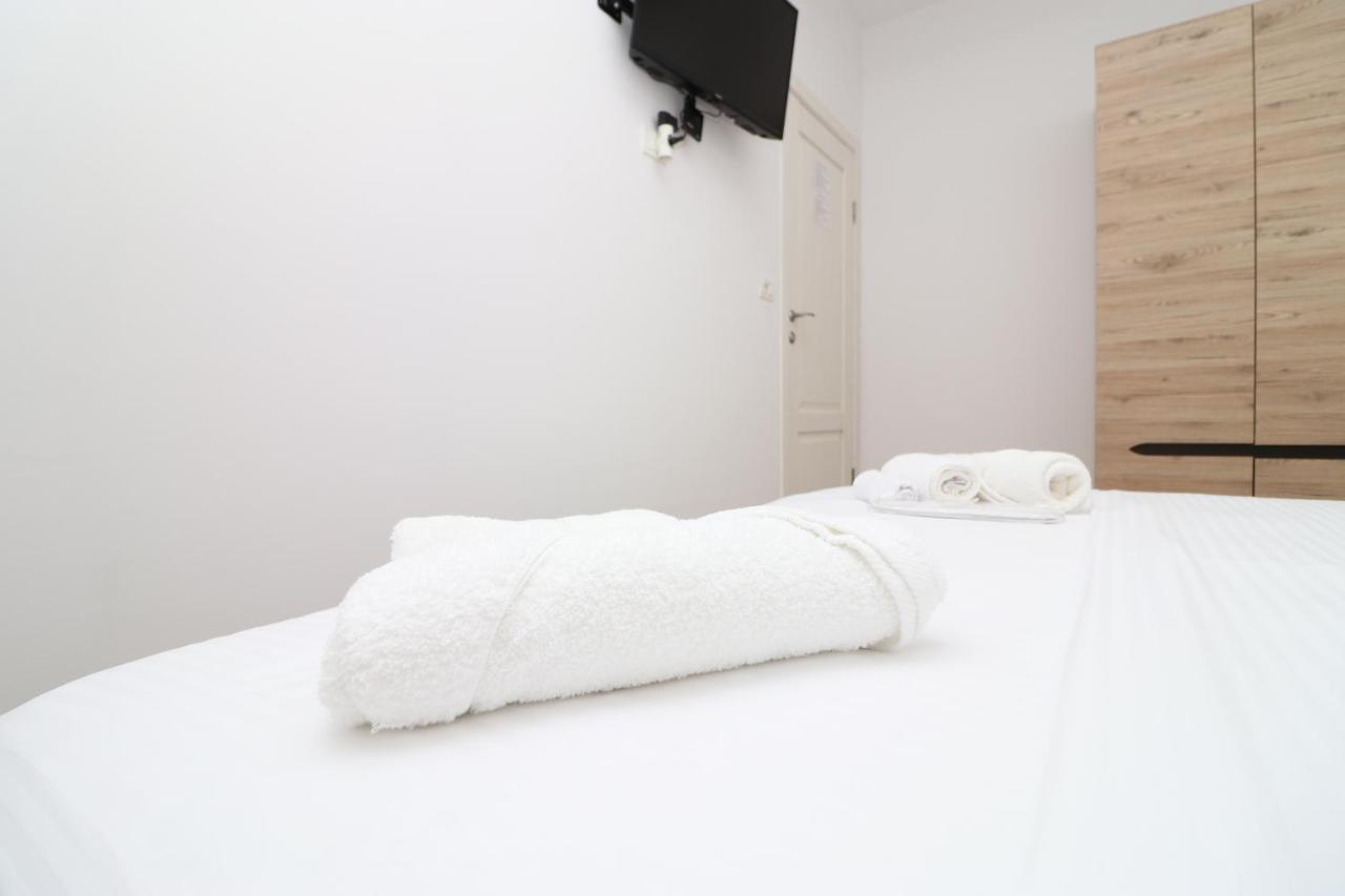 Bed and Breakfast Gaia Vlorë Exterior foto